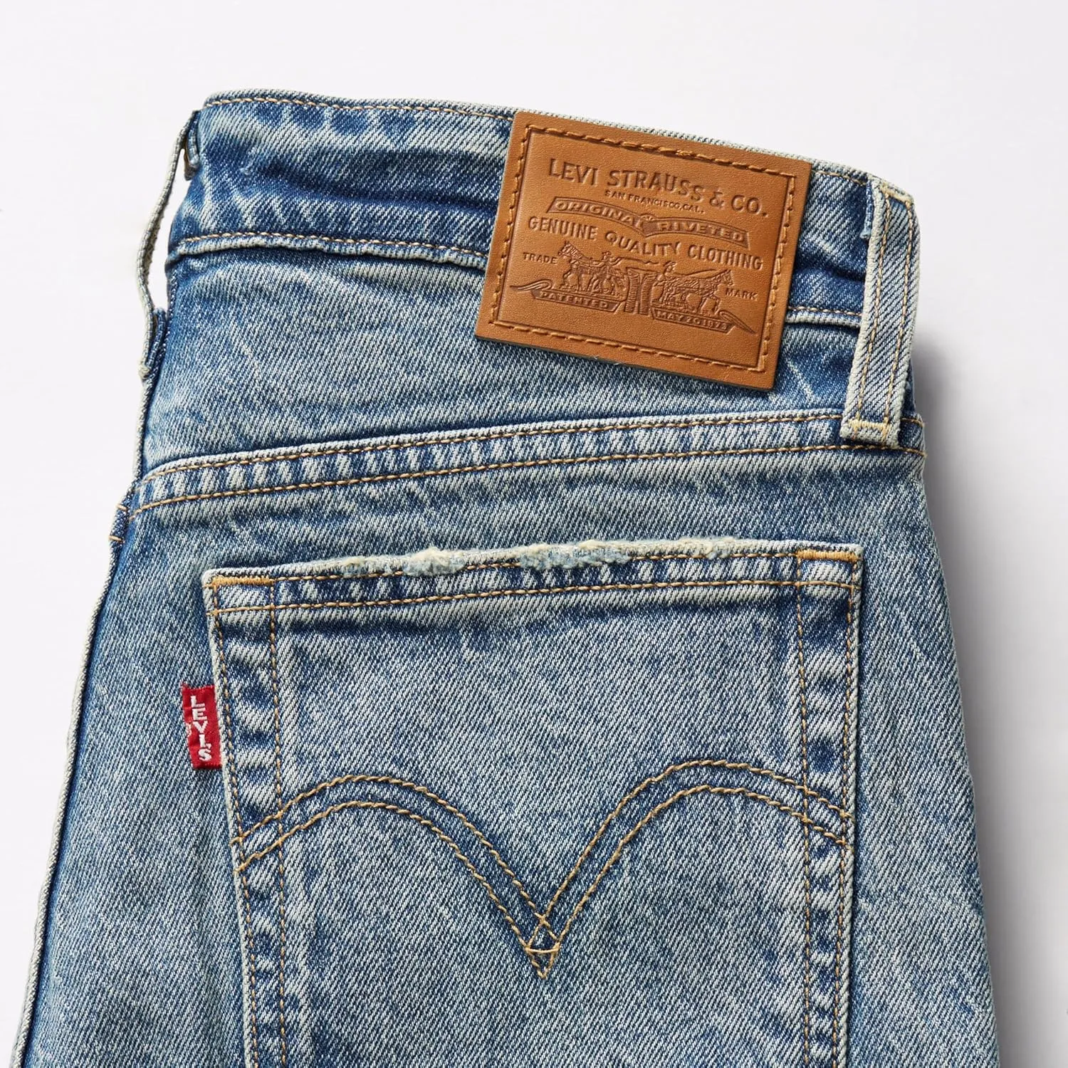 Levi's Women's Premium 724 High Rise Straight Jeans
