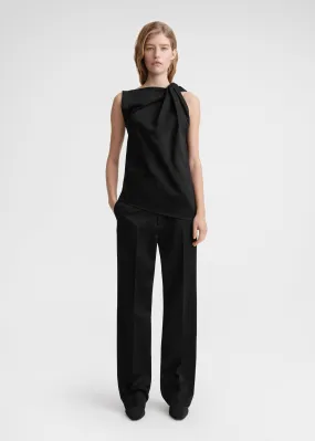 Shoulder-twist top black