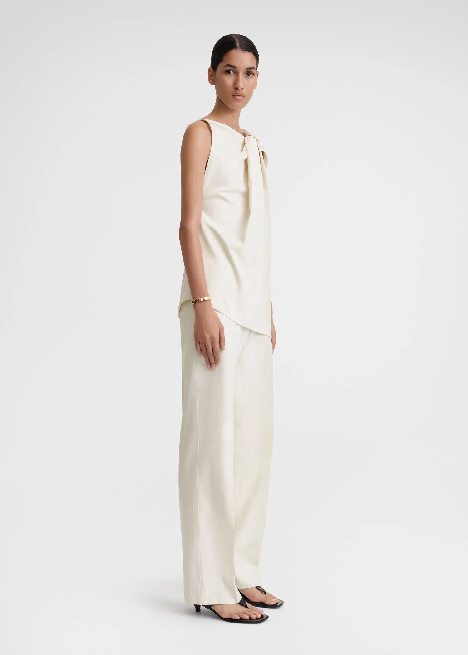 Shoulder-twist top ecru