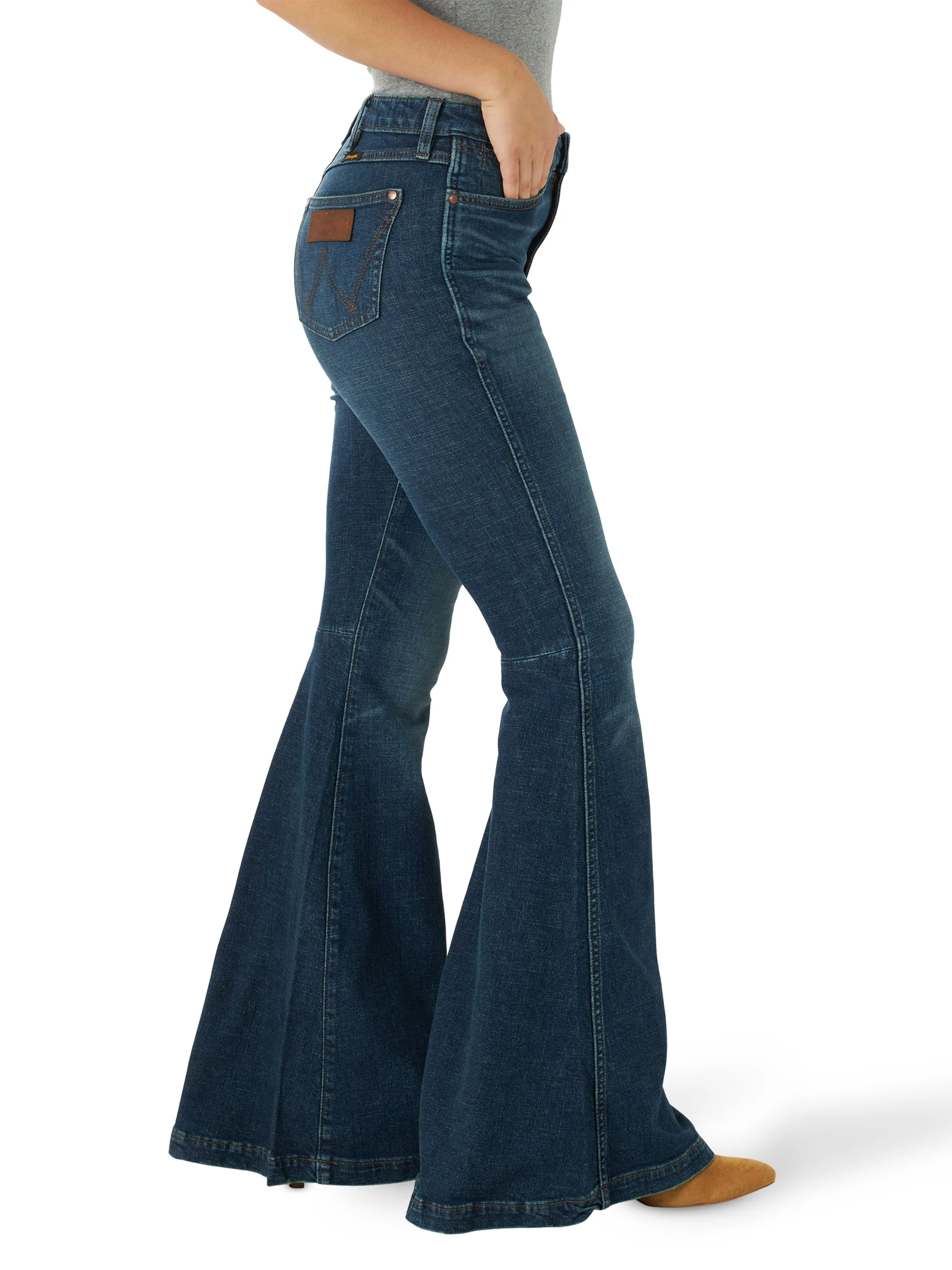 Wrangler Women's Retro Green Jana High Rise Trumpet Flare Jean